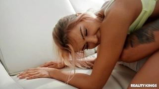 Cherry Kiss shakes her ass on the hard prick outdoors