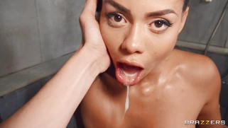 Canela Skin is sucking the cock in POV