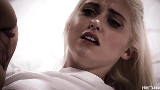 Chloe Couture gets her hairy pussy filled with the black rod