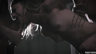 Kristen Scott gets her mouth and pussy fucked in threesome