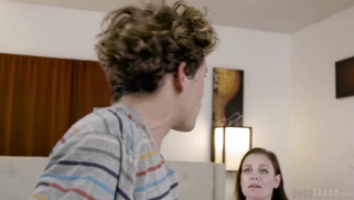 Sovereign Syre gets jizzload in her mouth