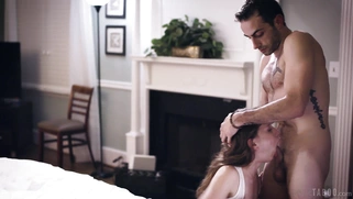 Izzy Lush gets her pussy and mouth fucked