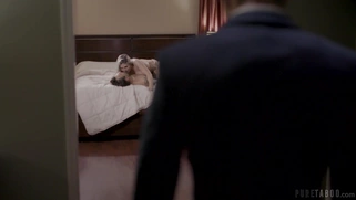 Christie Stevens gets cumshot on her ass after riding the cock