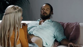 Blonde Kenzie Reeves gives nice blowjob