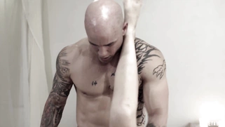 Chloe Couture gets fucked and facialed