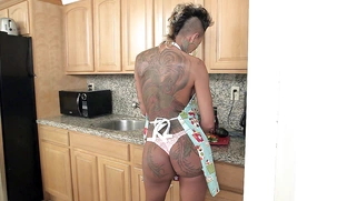 Bella Bellz has her tight butt hole fingered in the kitchen