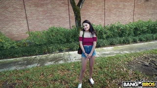 Reyna De La Cruz is getting picked up on the street