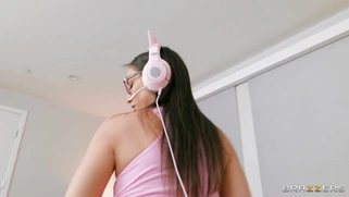 Desiree Dulce in glasses is playing with her pussy