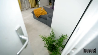 Ebony goddes Josy Black does fitness