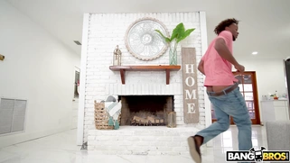 Yum Thee Boss [censored] Jay Bangher to lick her pussy