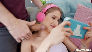 Tiffany Tatum is sucking Raul Costa's thick dick