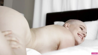 Riley Nixon loves getting her pussy eaten by Giselle Palmer