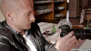 Sexy waitress Nekane starts stroking his dick in the restaurant