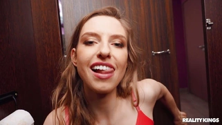 Jayla De Angelis is sucking the cock in POV