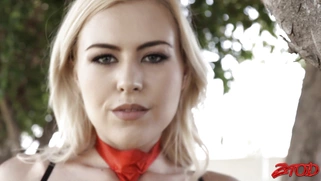 Summer Day flashes her panties outdoors