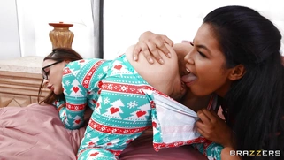 Aften Opal and Maya Farrell lick each other's pussies