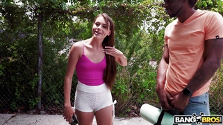 Selena Love gets picked up by Jay Bangher on the street