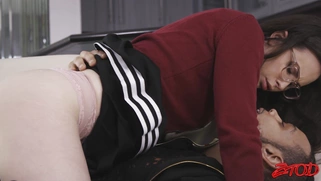 Casey Calvert gets her pussy tongued by Donny Sins