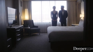 Freya Parker gets fucked by Manuel Ferrara