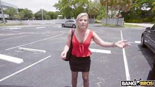 Blonde mom Kaylynn Keys is getting picked up on the street