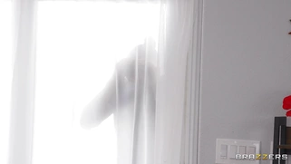 Xander Corvus is jerking on Dee Williams and Ember Snow