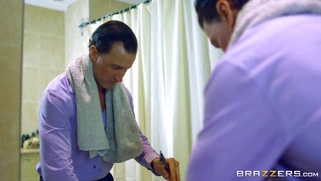 Lucia Love hid her big-dicked lover in the shower