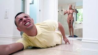 Blondie Bombshell caught Johnny The Kid spying on her
