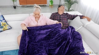 Mz Dani gets her pussy licked by Alexia Anders