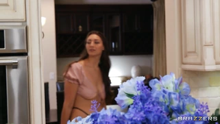 Macy Meadows is squirting being fucked standing