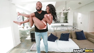 Mini Stallion and Jovan Jordan have fun