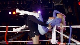 Hanging on the ropes busty Lexi Lowe getting her slit banged