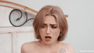 Busty Vic Marie and Gracie Gates play lesbo games