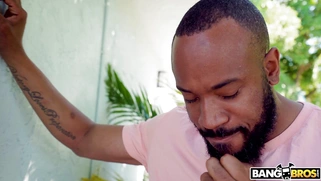 Evelyn Payne is sucking giant black dick poolside