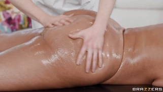 Simone Richards gets massaged by Jimmy Michaels