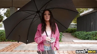 Sisi Pesos is getting picked up on the street