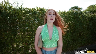 Harper Red is getting picked up on the street