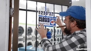 Lesbians Blake Blossom, Clara Trinity and Leila LaRocco lick pussies