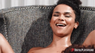 Scarlit S. and Alina Ali play lesbo games