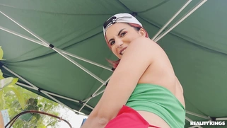 Roxie Sinner gets her pussy licked from behind