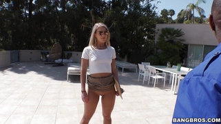 Candice Dare seducing the customer with her juicy ass