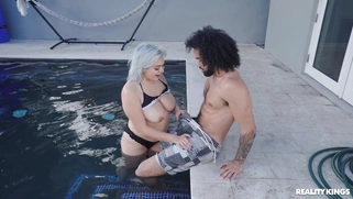 Adaline Star gives blow and tit jobs to James Angel