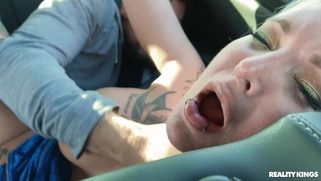 Alexxa Vice gets fucked by Kristof Cale in the car