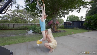 Kate Dee is sucking Jimmy Michaels's cock outdoors