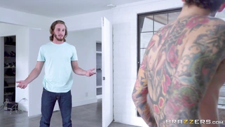 Slutty mom Syren De Mer got her nice tits fucked