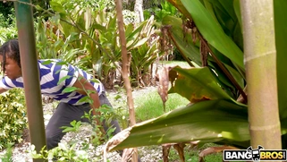 Asian Tokyo Lynn caught Lil D spying on her