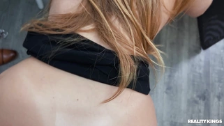 Skylar Snow gets fucked by Apollo Banks standing