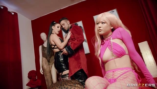 Lulu Chu gets her pussy licked by Angela White