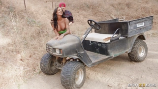 Zoey Sinn gets fucked by Jimmy Michaels standing