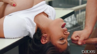 Ella Knox gets fucked and facialed by Seth Gamble