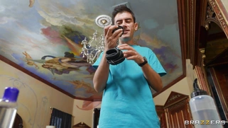 Redhead Alexis Fawx gives masterful blowjob